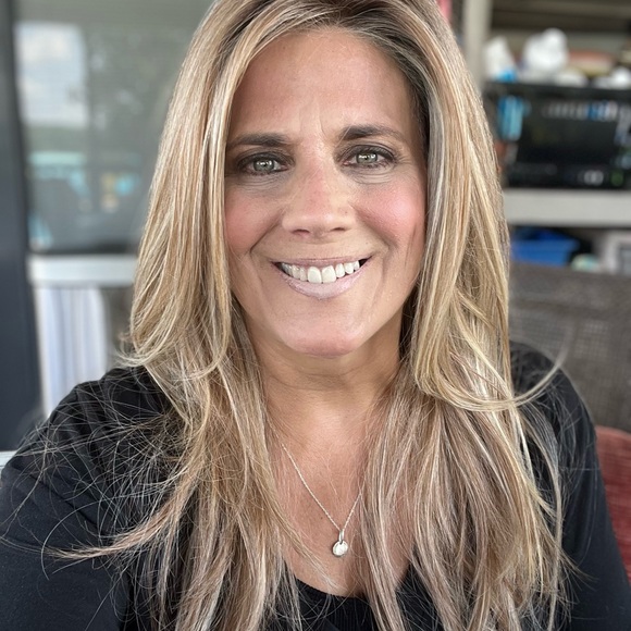 Rachel Welch Scene Stealer in SS Wheat - Picture 6 of 14